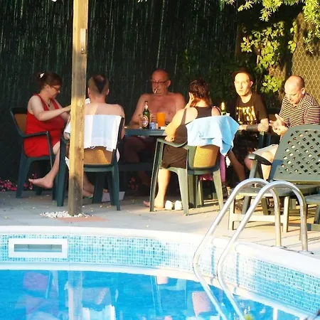 Old Stone House With Private Swimming Pool Ferienhaus *